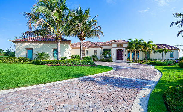 Best Driveway Paving Contractor  in Skyline Acres, OH